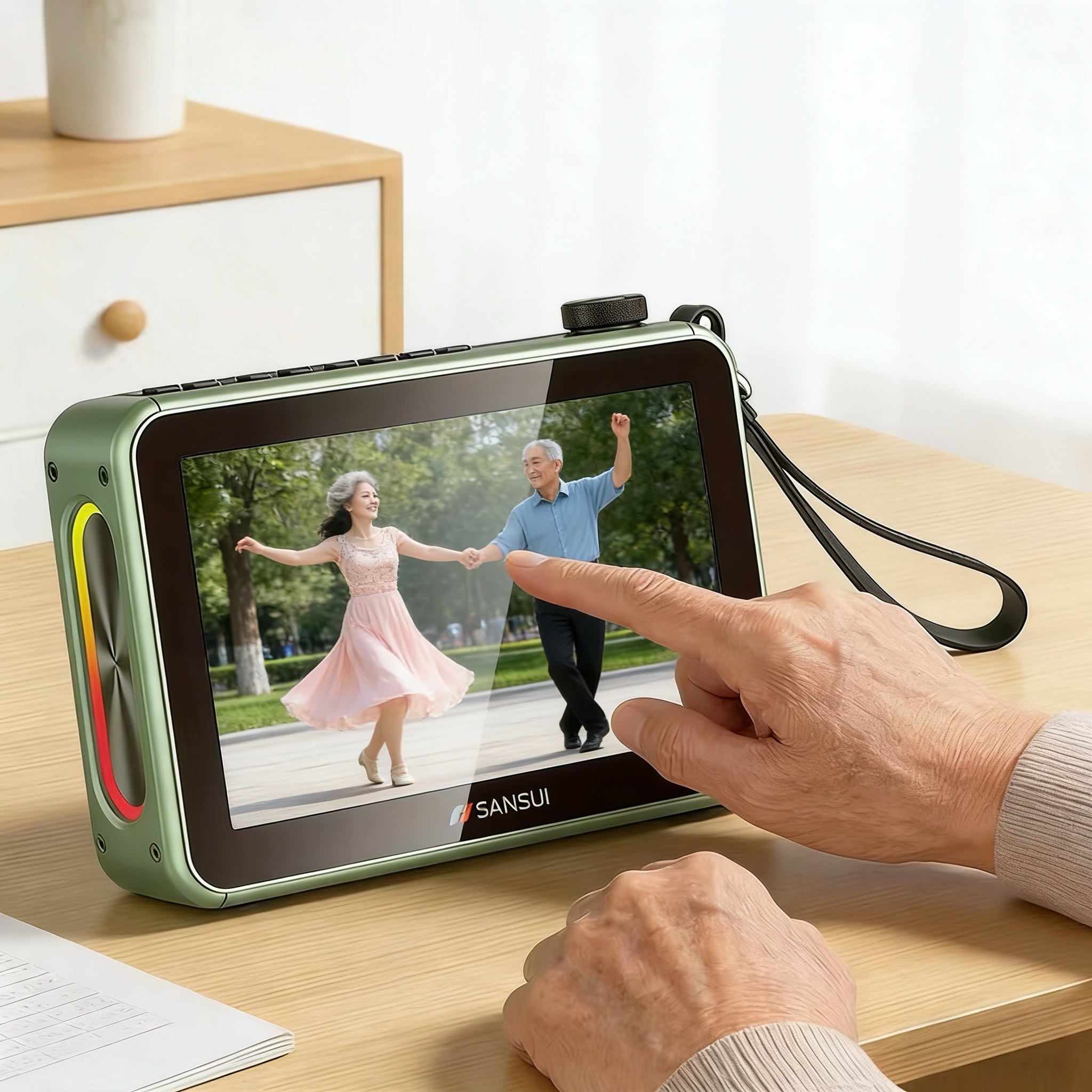 山水音响新款视频播放器网络移动电视机收音机wifi插卡老人看戏机