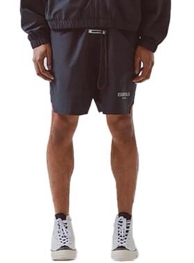 FEAR OF GOD ESSENTIALS FOG 黑色尼龙logo反光短裤 部分缺配件