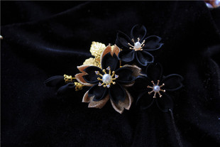 『夜樱』つまみ细工手工日本细工花/樱花/和风/胸针