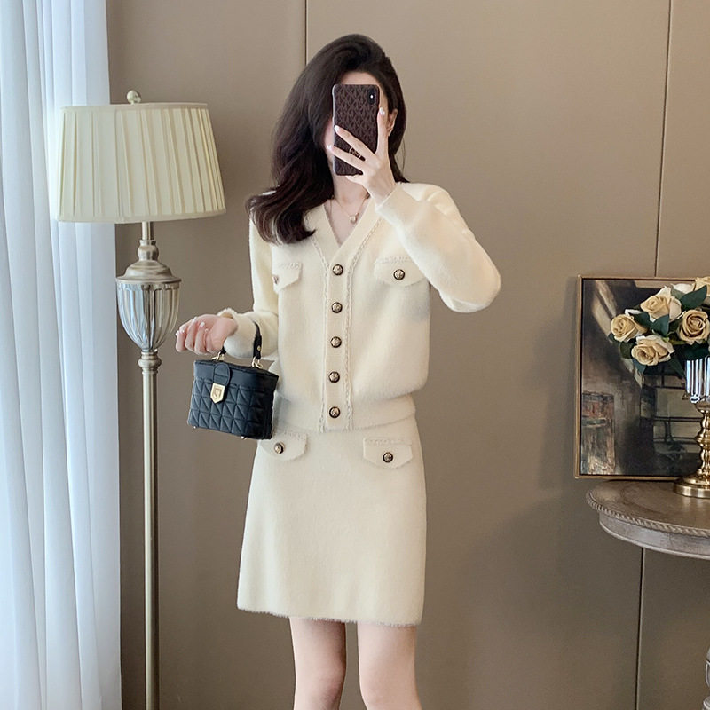 针织两件套装裙女小香风2024年春季新款针织开衫短裙时尚休闲套装,女装/女士精品,时尚套装,淘宝优惠券,粉丝福利购,淘宝优惠卷