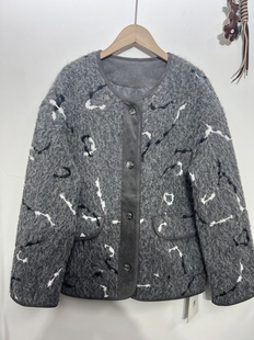 2026新款韩版宽松显瘦圆领刺绣毛呢感短款外套薄棉服女款上衣