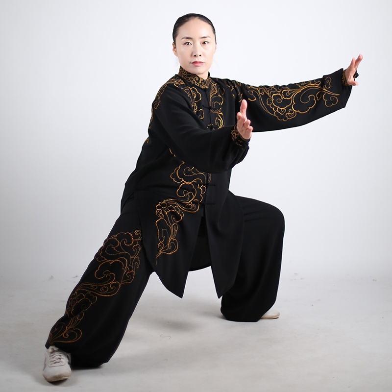 马蕾太极男女同款长款刺绣太极服