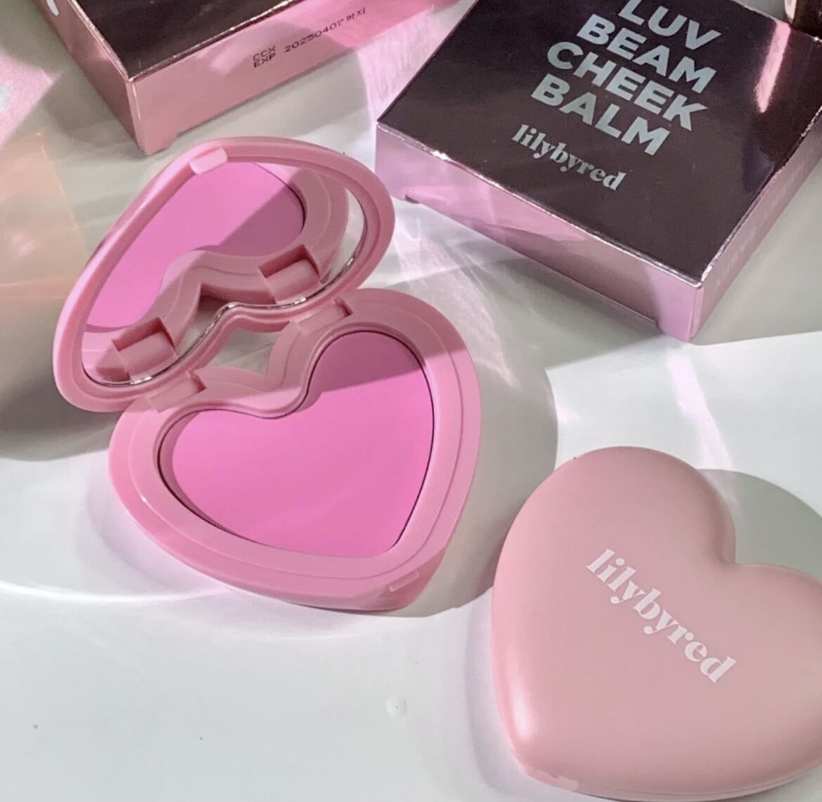 小猴子推荐韩国Lilybyred爱心心形单色腮红粉膏02清纯粉色01,彩妆/香水/美妆工具,腮红/胭脂,淘宝优惠券,粉丝福利购,淘宝优惠卷