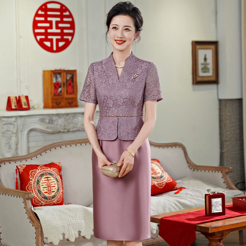 亮紫色喜婆婆婚宴装2025新款年轻时尚显瘦遮肚子两件连衣裙女