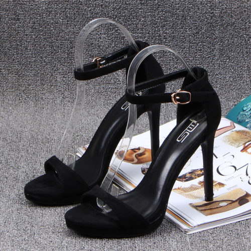 一字扣带走秀凉鞋细高跟圆头简约