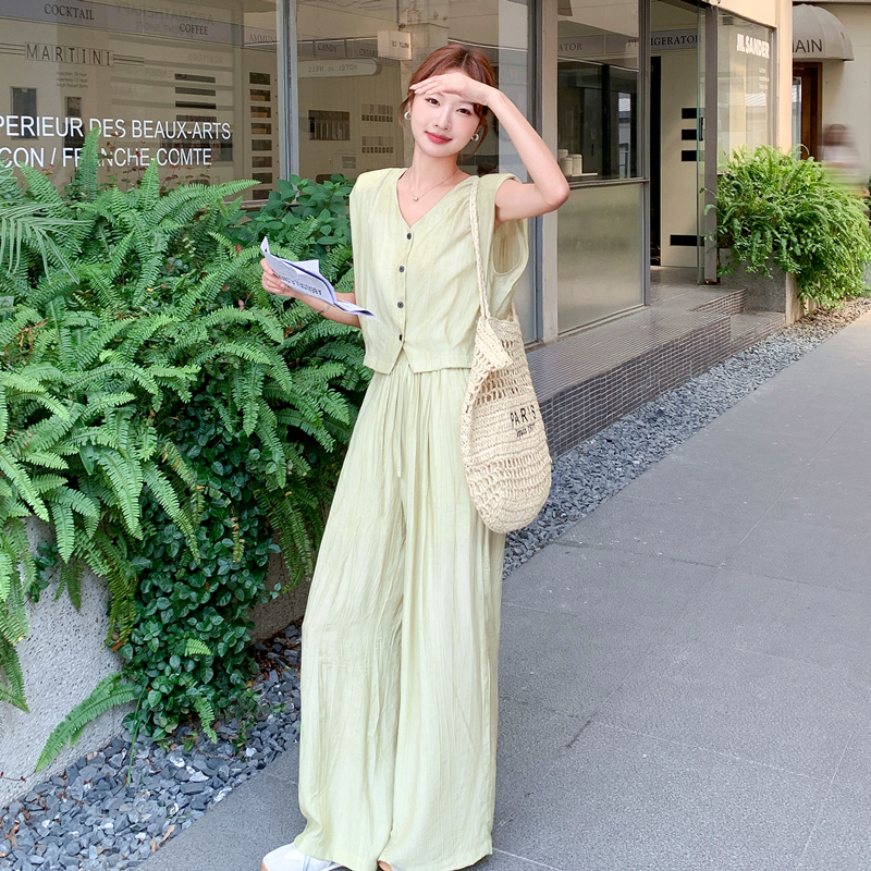 浅绿色V领无袖马甲上衣套装女2025夏季新款简约宽松阔腿裤两件套，女装套装/套裙，莎莎