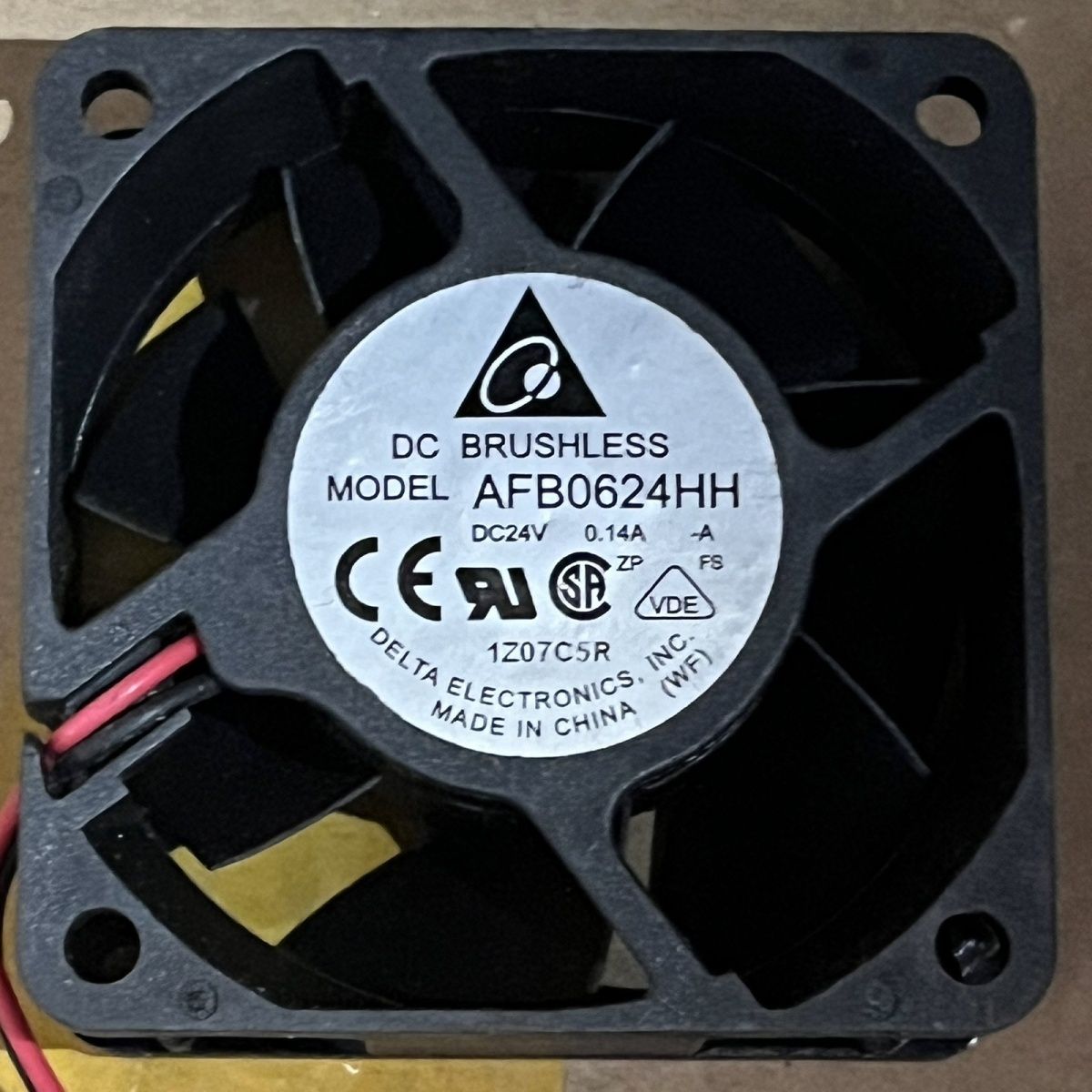 台达AFB0624HH602524V0.14A