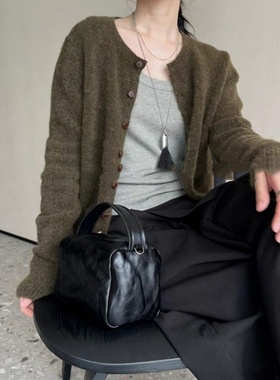 韩系chic咸菜绿色复古文艺范圆领羊毛针织开衫女春秋上衣毛衣外套