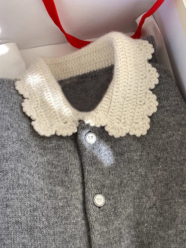 娃娃领POLO衫手工钩花重工毛衣