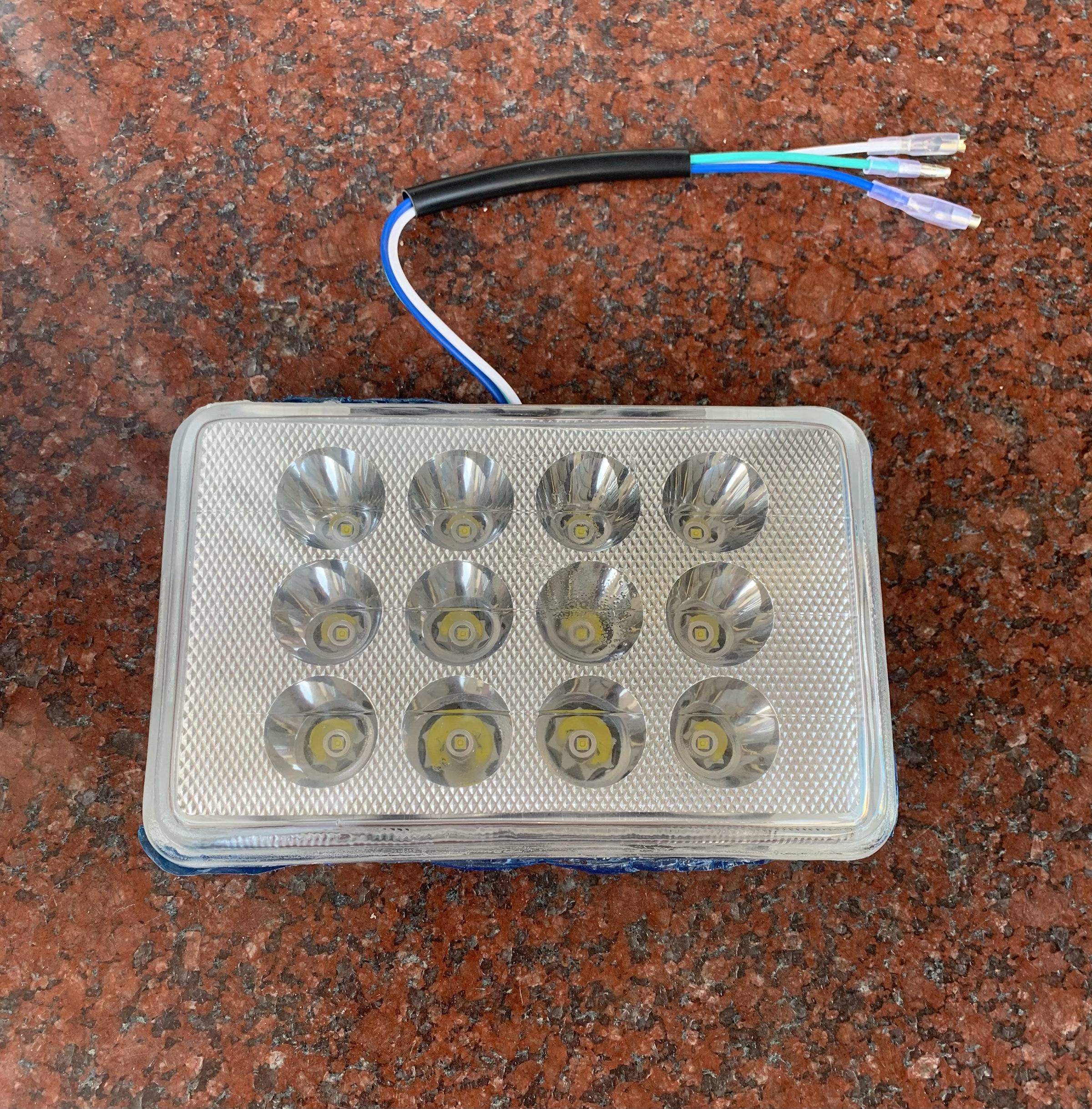 摩托车配件适用铃木王GS125刀仔改装前车灯LED灯芯灯泡节能大灯管