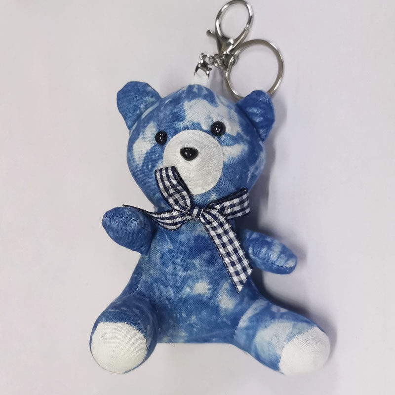25年云南大理手工扎染小熊钥匙扣