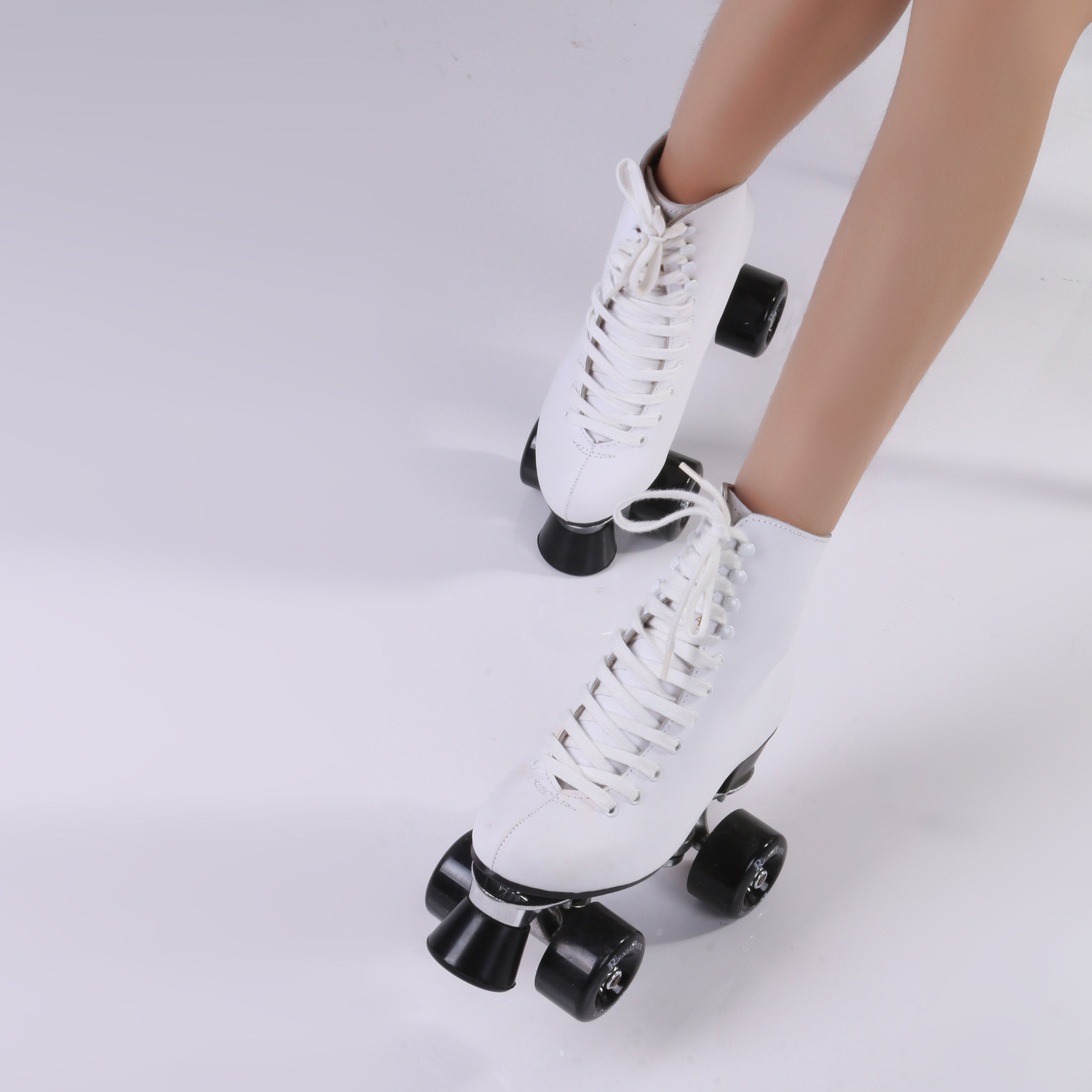 Patins à roulettes - Ref 2581941 Image 4