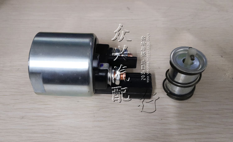 适用于高尔夫波罗途安朗逸 起动机马达开关电磁开关磁吸力包碳刷