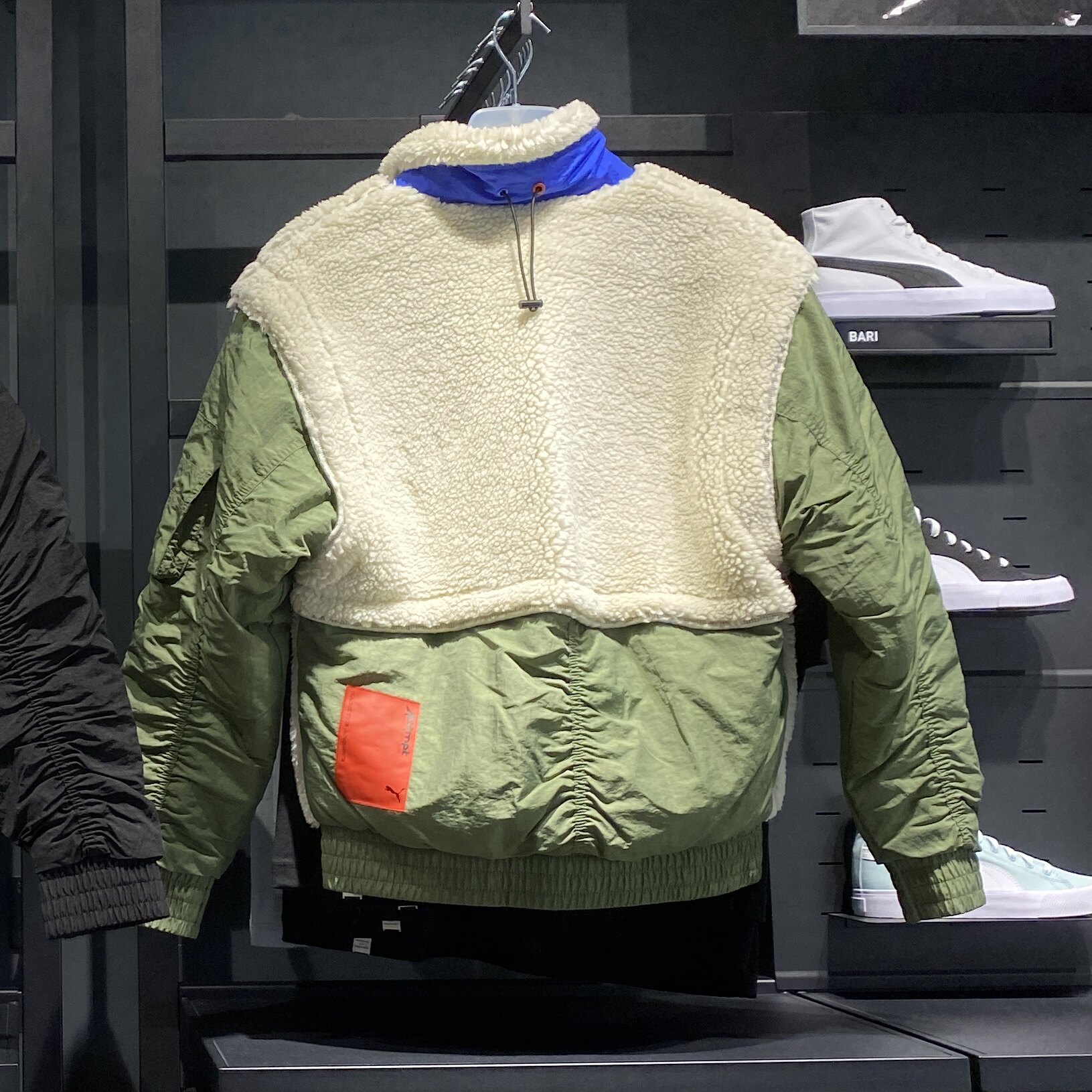 PUMA 공동 브랜드 가을 겨울 재킷 스포츠 및 레저 접합 셰르파 누비 재킷 598257