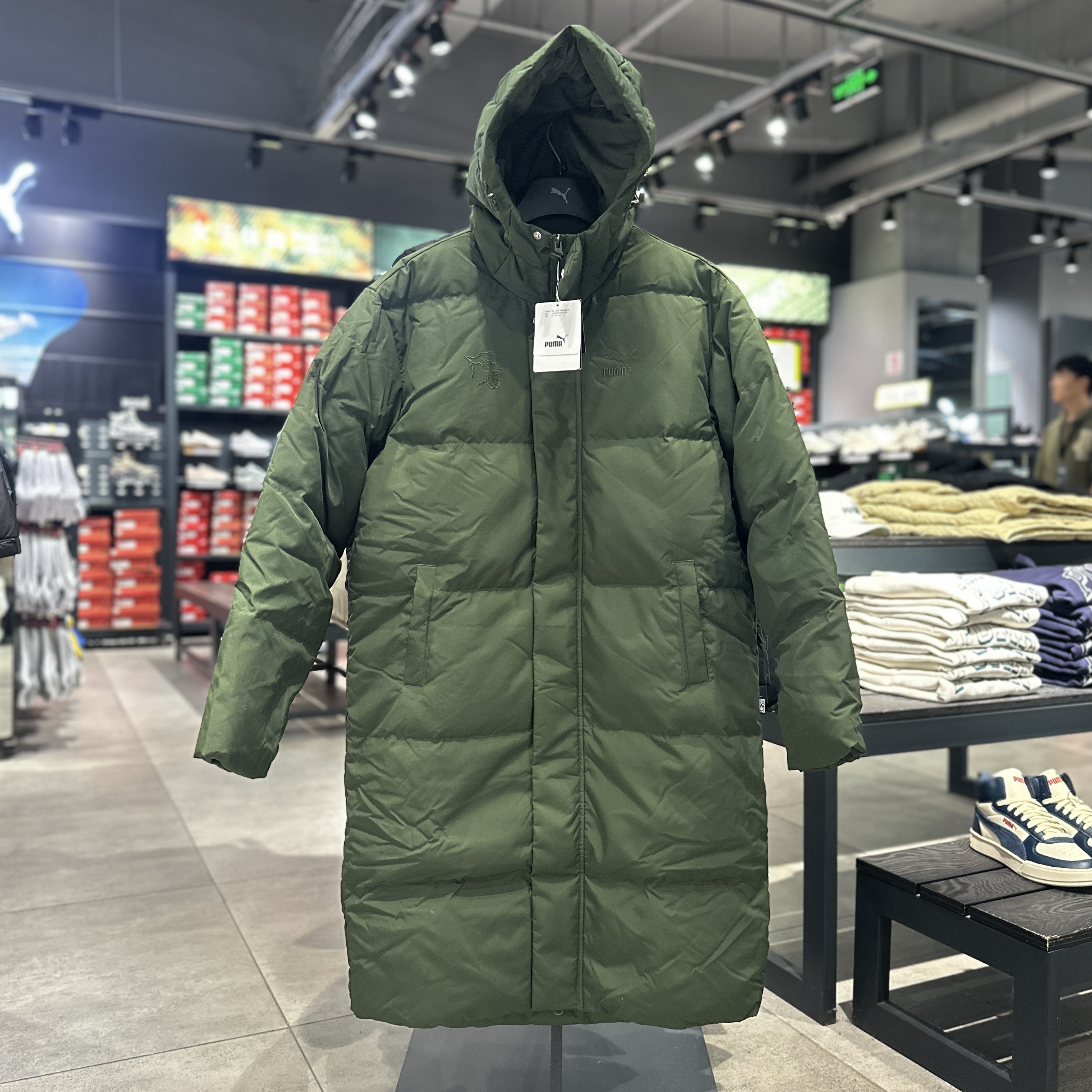 PUMA彪马冬季新款男子虎头刺绣保暖长款连帽休闲厚款羽绒服625542