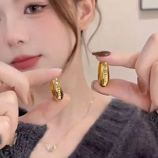 复古设计金色耳环轻奢outlets女配饰 奥特莱斯折扣店撤柜欧美法式