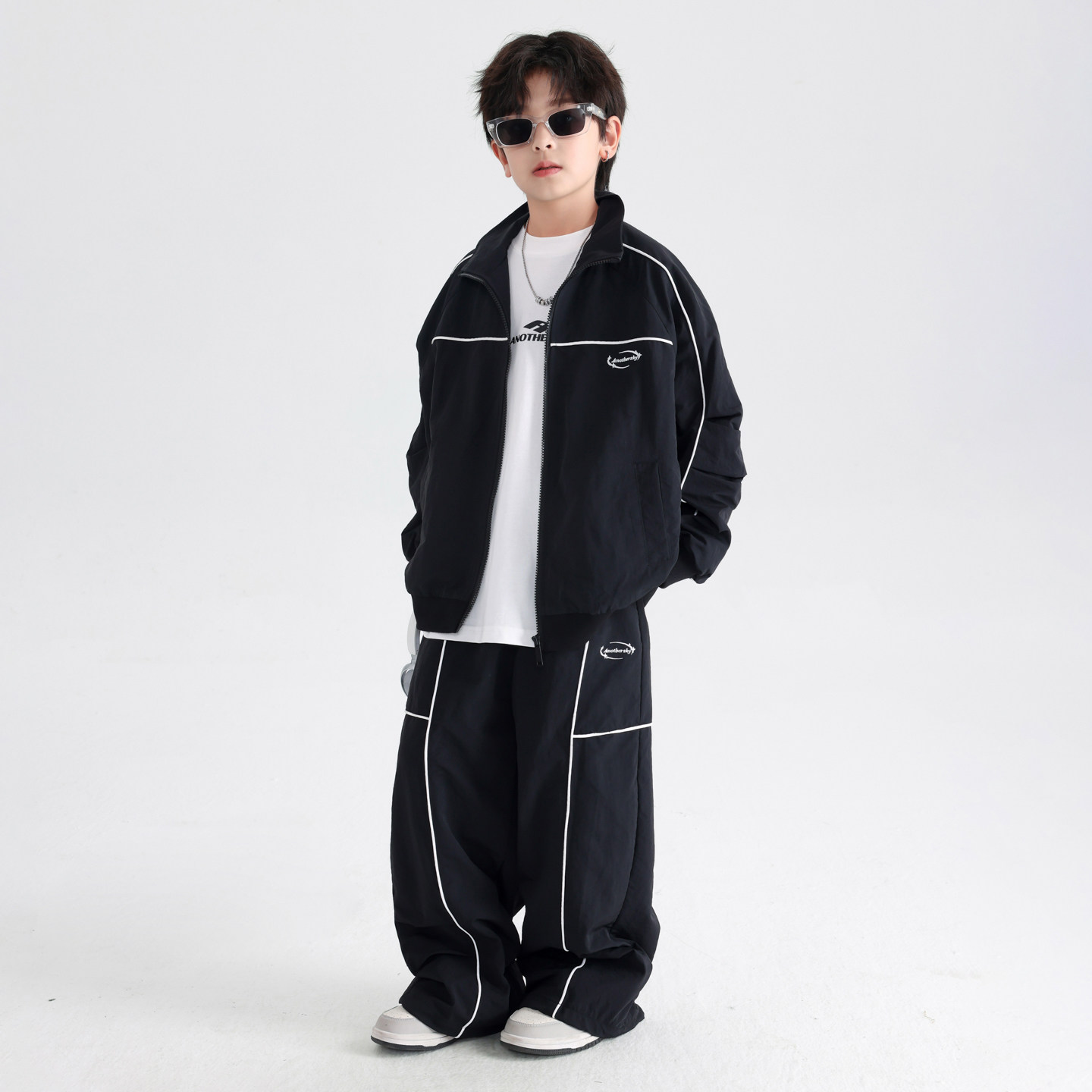 男童休闲套装春秋款2026新款春装运动男孩春季开衫酷帅气两件套潮