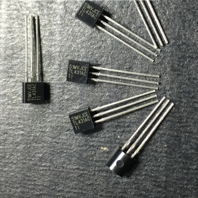 TL431ACLPG TL431ACLPG 并联稳压器 TO-92全新原装 TL431AC TL431图片