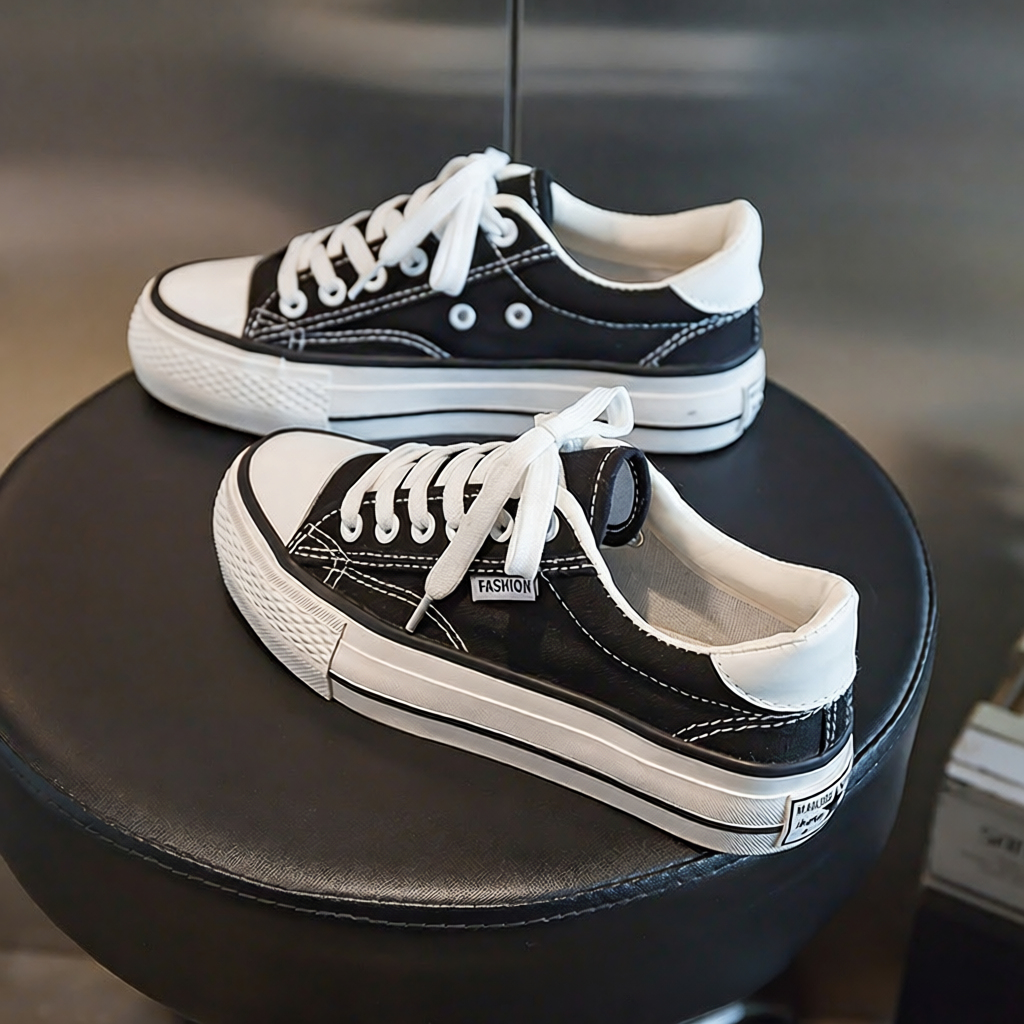 New thick soled canvas shoes for women in spring girls shoes
