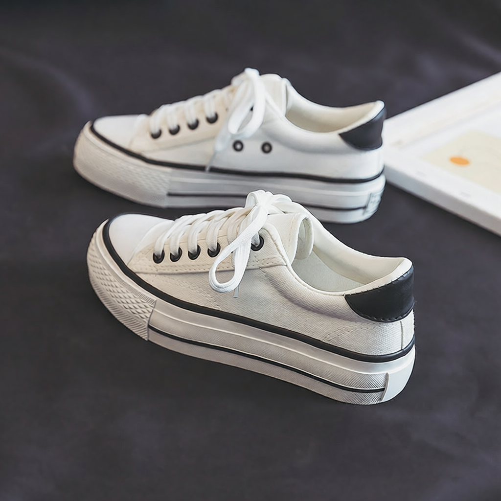Thick soled canvas shoes women's spring, flat bottomed shoes