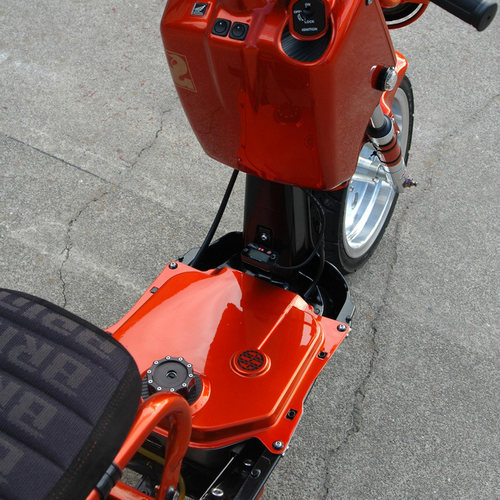 本田ZOOMER改装不锈钢油箱盖板