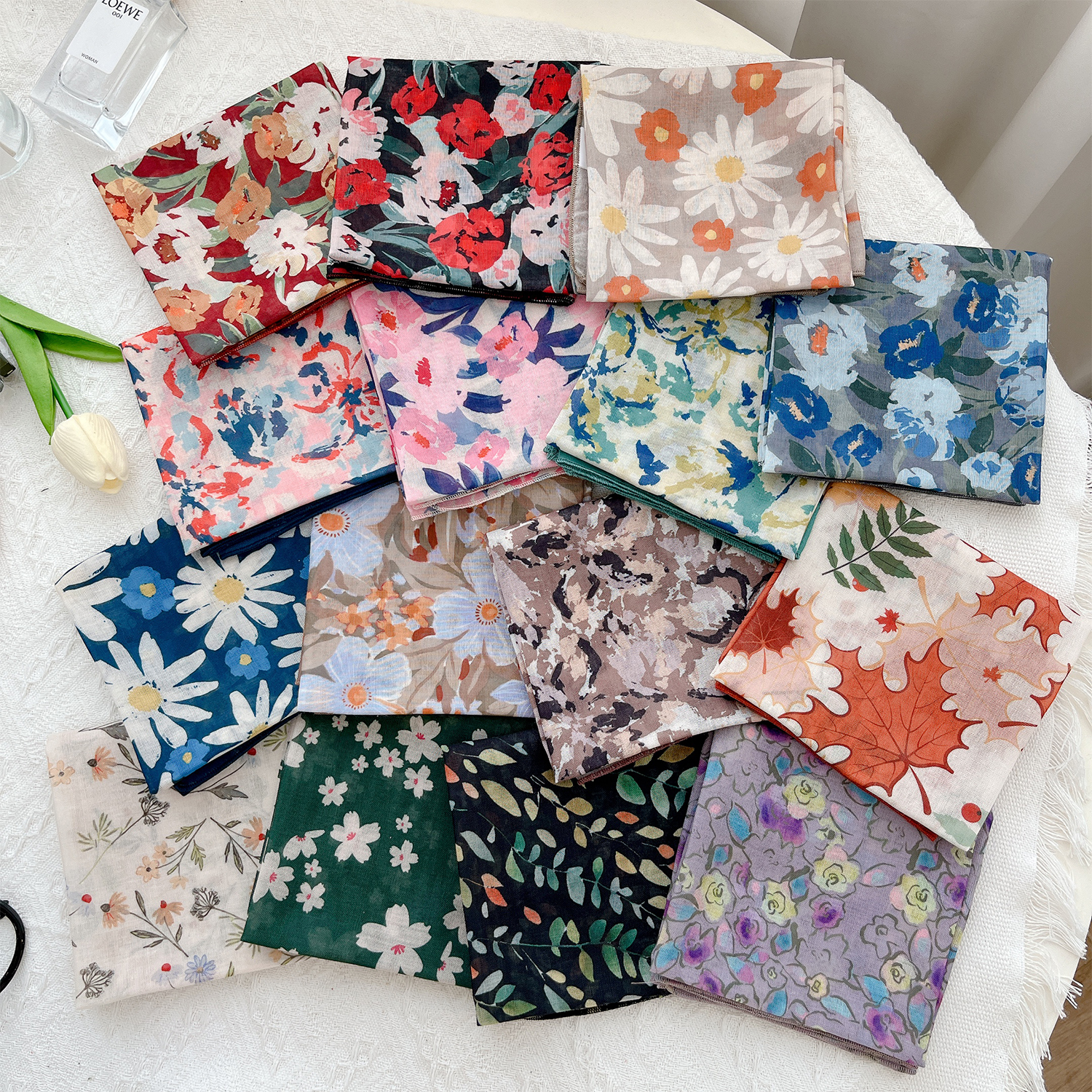 丝巾女2025新款法式小方巾薄款发带丝巾绑发搭配衬衫百搭装饰头巾