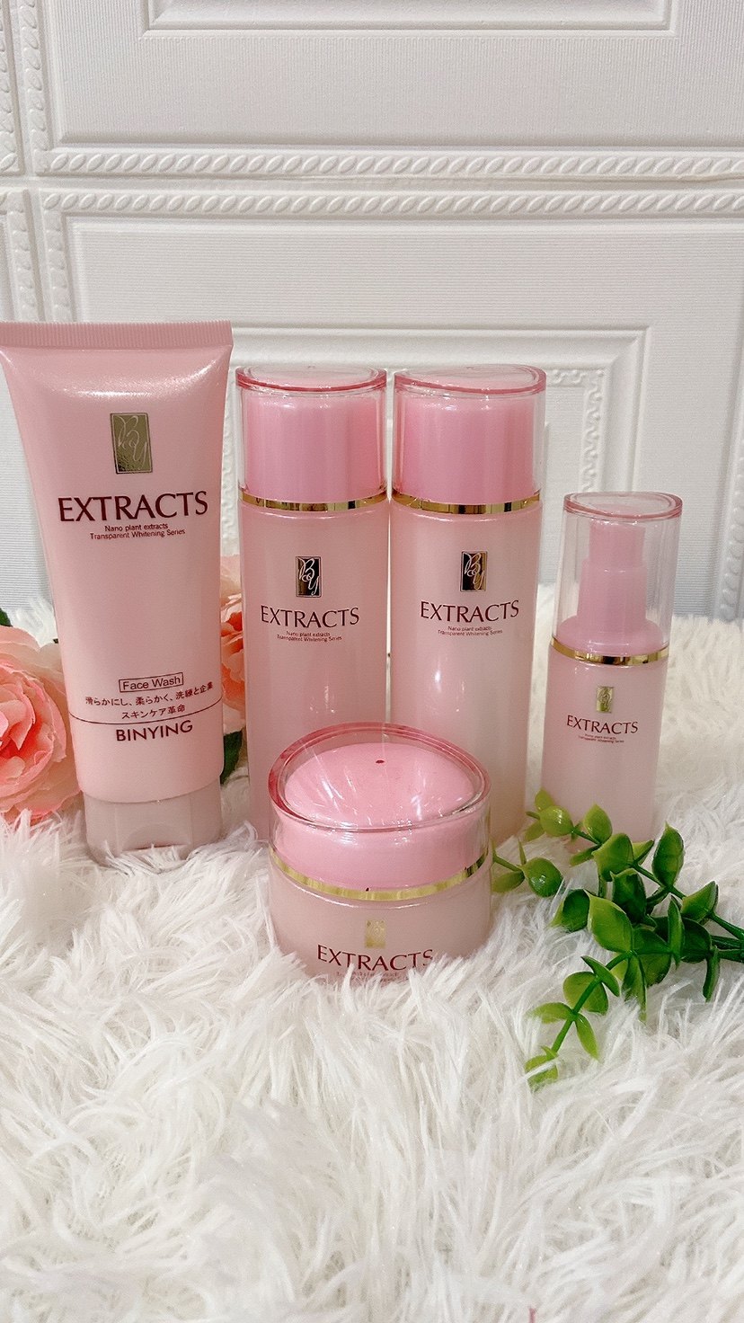 缤莹纳米植萃洁面+柔肤水+乳液+霜+眼霜+粉底霜组合