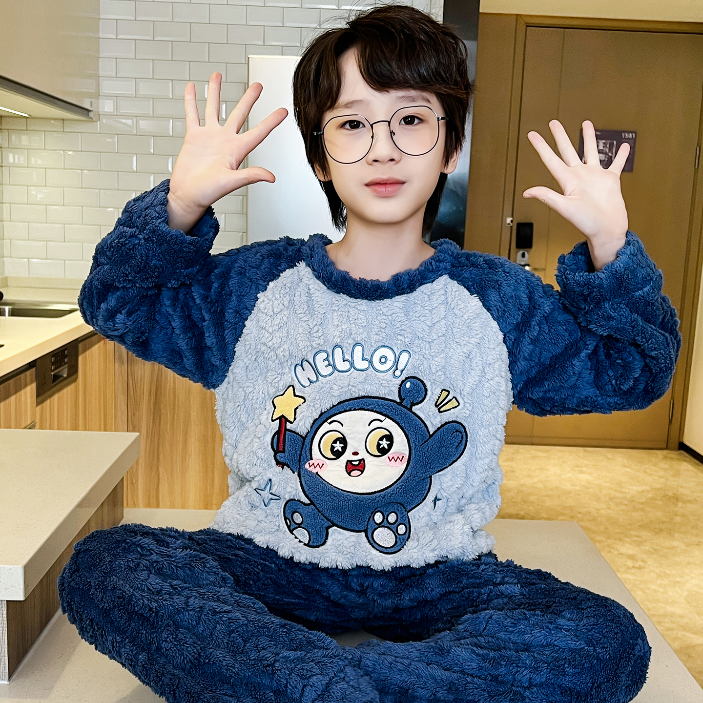 儿童睡衣男孩冬加厚珊瑚绒家居服