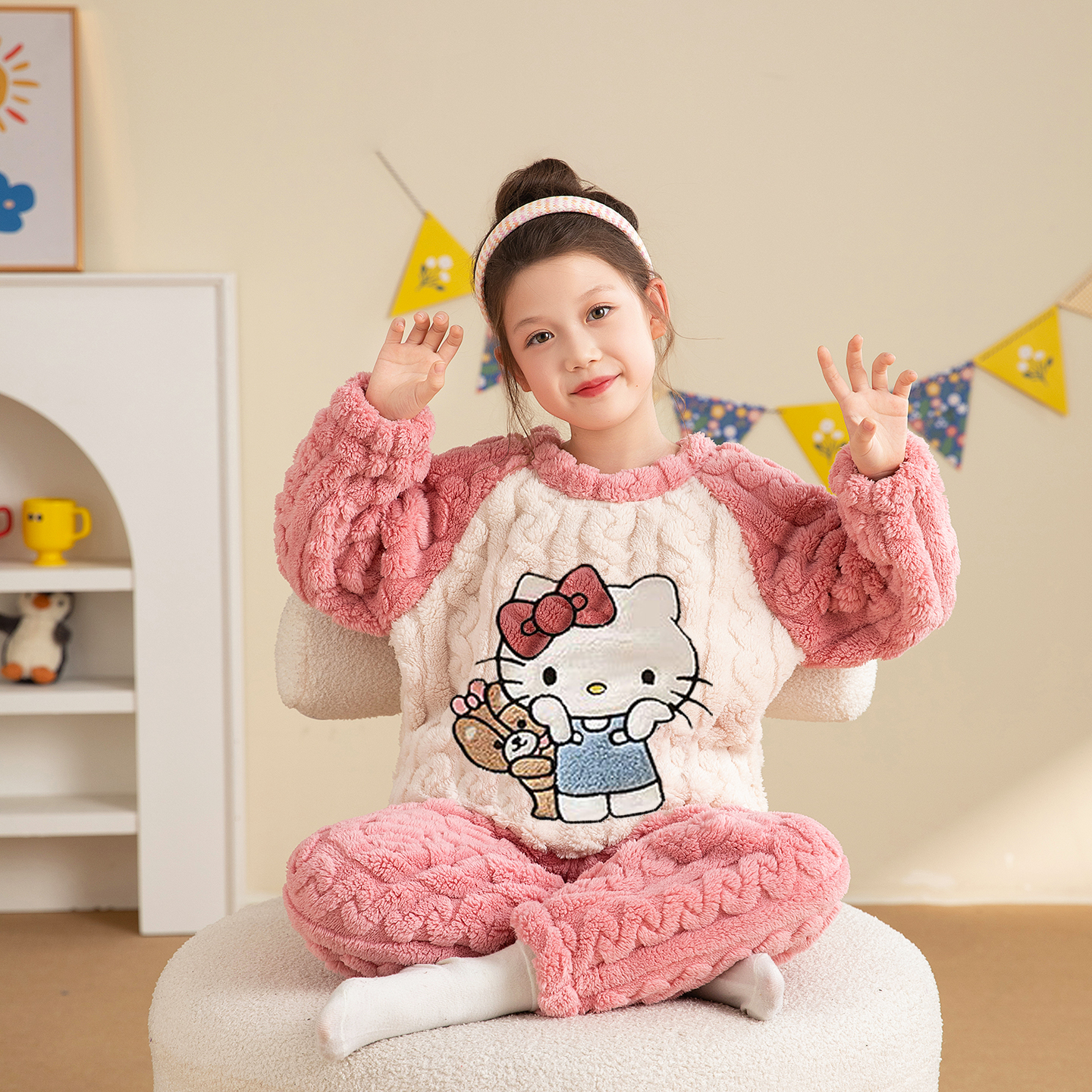 HelloKitty儿童珊瑚绒睡衣女童冬
