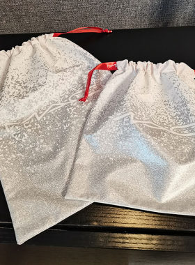 四件包邮 MA*银色印花闪了Bling抽绳收纳袋内衣袜子整理袋 大中小