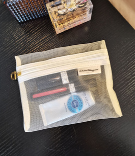 四件包邮 菲奶白网纱镂空马蹄拉头随身便携化妆包收纳包口红包