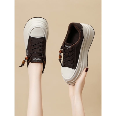 真皮巨好看增高厚底鞋女2025新款配阔腿裤松糕鞋休闲板鞋女鞋冬季