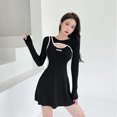 女连体裙式平角泳衣长袖遮肚显瘦