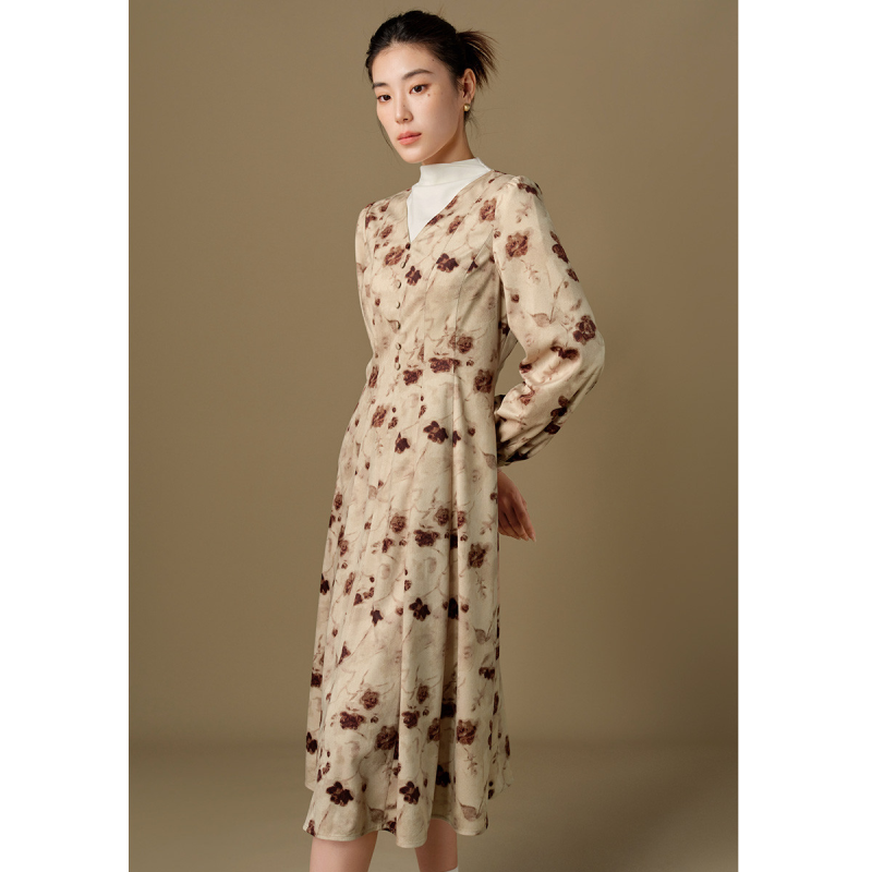 独束大码优雅复古法式碎花裙春秋轻奢连衣裙微胖收腰显瘦A字裙