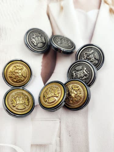 厂家直销优质塑料钮扣男西服风衣