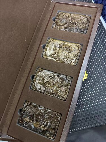 新款沉香木雕刻四大神兽平安无事牌吊坠挂牌文玩套装礼盒送礼品