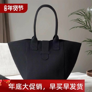 Tote Bag Classic Large Handbag Womens Black Person Capacity