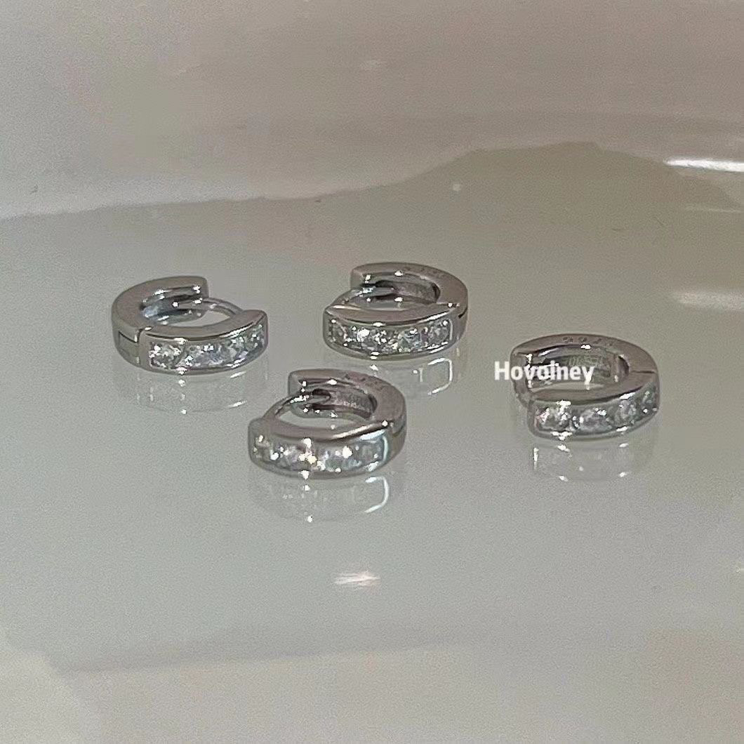 精致小巧mini锆石耳环边缘耳洞耳骨钉简约925银针耳骨环耳圈耳饰,饰品/流行首饰/时尚饰品新,耳环,淘宝优惠券,粉丝福利购,淘宝优惠卷