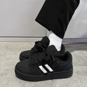 秋季 2025新款 百搭板鞋 黑色加绒德训女鞋 chic休闲百搭增高运动鞋 女