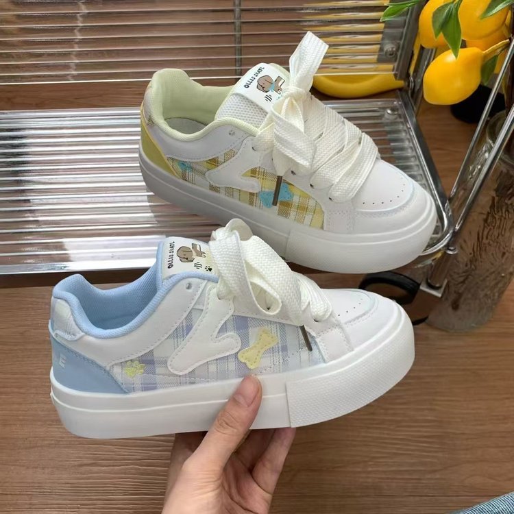厚底板鞋女运动春秋新款chic小众设计面包鞋学生百搭透气小白鞋女