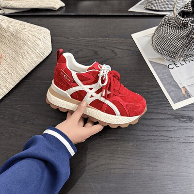 爆款女鞋增高百搭休闲2025秋季新款透气显脚小厚底休闲跑步鞋女