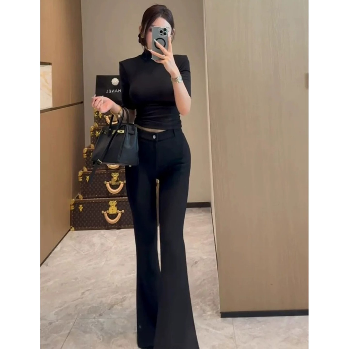 黑色喇叭裤女装春季气质修身显瘦垂感西装裤百搭高腰休闲拖地长裤,女装/女士精品,大码裤装,淘宝优惠券,粉丝福利购,淘宝优惠卷