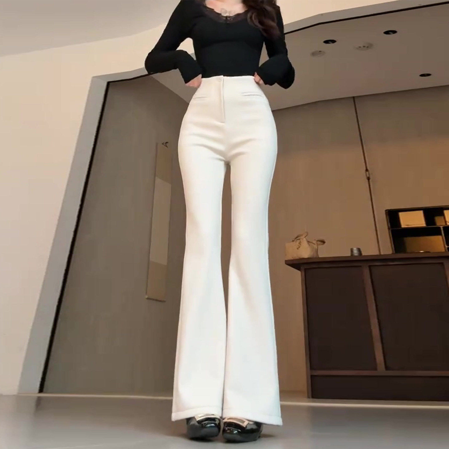 巨好看的微喇加绒裤子女2025冬季新款简约修身高腰气质百搭休闲裤,女装/女士精品,大码裤装,淘宝优惠券,粉丝福利购,淘宝优惠卷