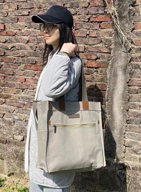 与大师在一起 德国进口水洗牛皮纸小号4开灰色水彩本袋