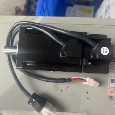 【议价】施耐德电机 BCH16HD04330A5C 有多个