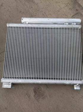 适用青岛解放虎VH虎VN 空调散热器J6F空调冷凝器