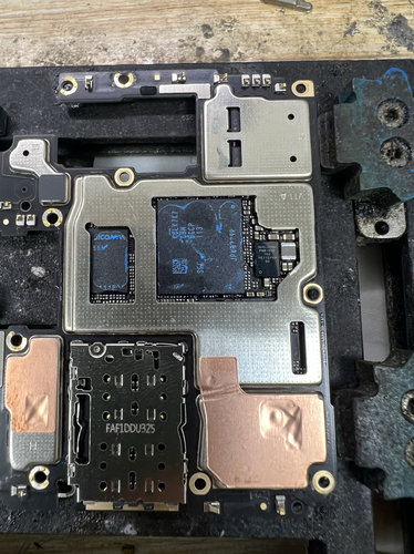 iqoo noe5跟neo5s正常使用不开机死机重启cpu维修超好评