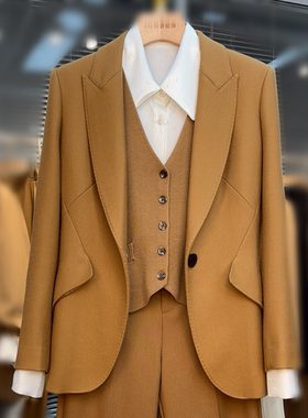 【精纺羊毛】CARANGI—2025秋冬新款轻奢高定款西装IG23620
