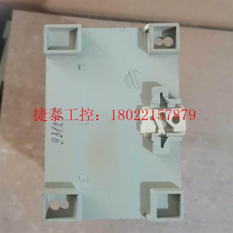 议价 Calomat C-24A劳尔温度加热控制器,通电显示如图,