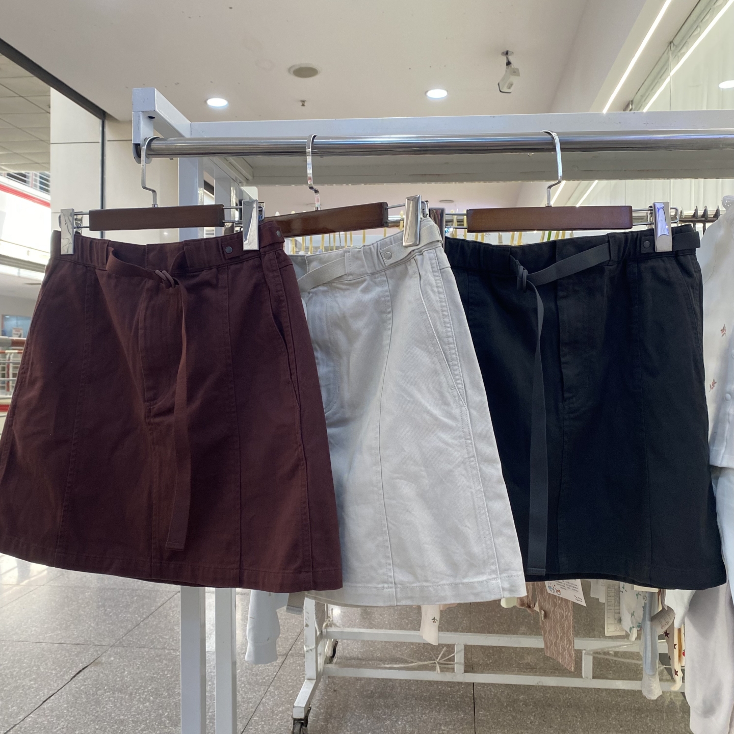 合作款/女装迷你裙包臀裙A字裙子秋冬新款直筒短裙半身裙R479768